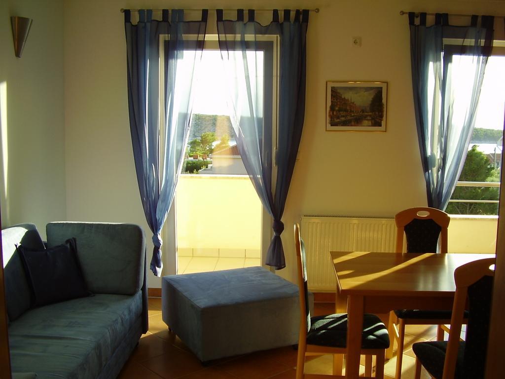 Vila Anica Barbat na Rabu Szoba fotó
