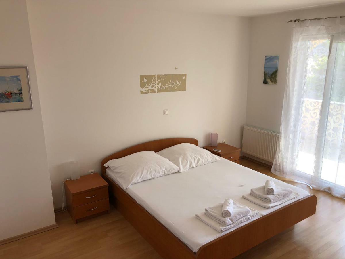 Vila Anica Barbat na Rabu Kültér fotó