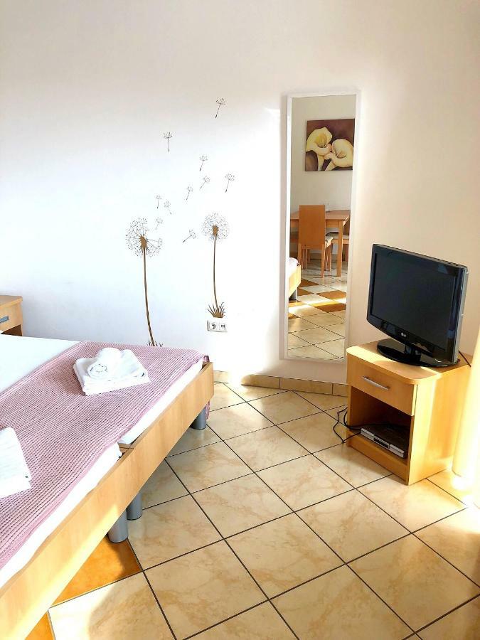 Vila Anica Barbat na Rabu Kültér fotó