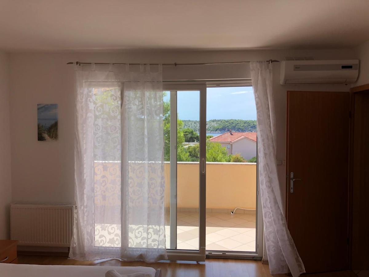 Vila Anica Barbat na Rabu Kültér fotó