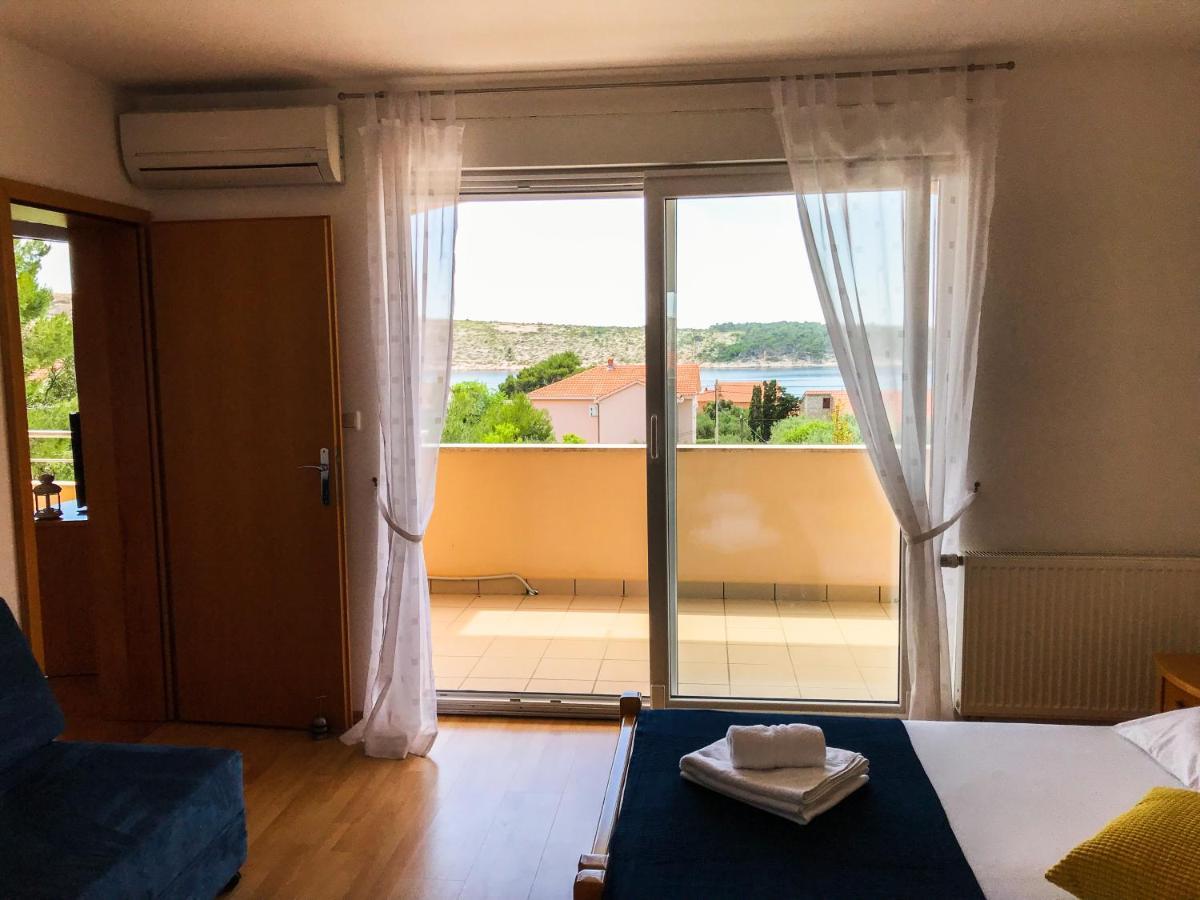 Vila Anica Barbat na Rabu Kültér fotó