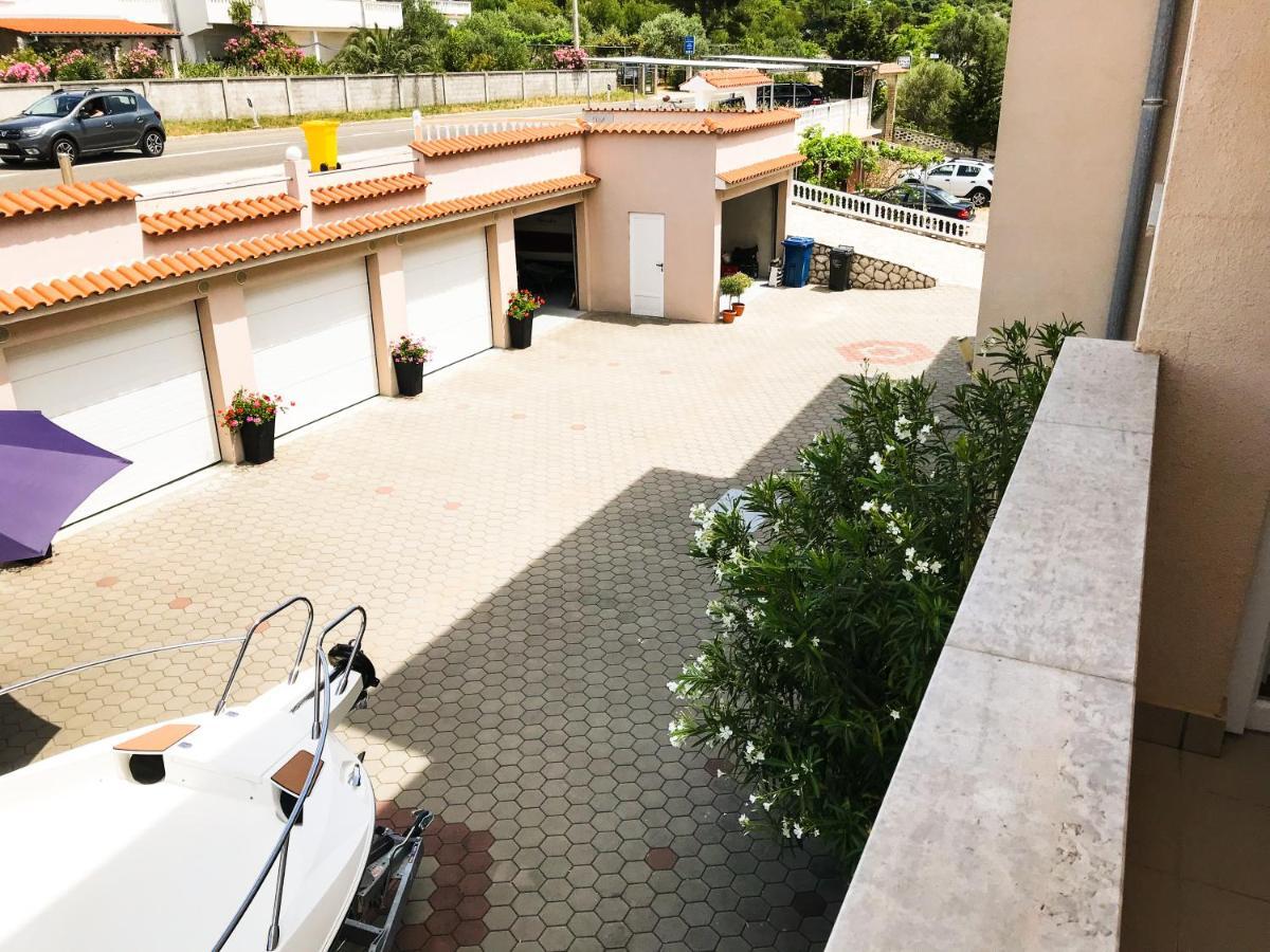 Vila Anica Barbat na Rabu Kültér fotó